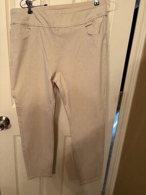 Soft Surroundings Beige Women's Stretch Pull-On ankle pants